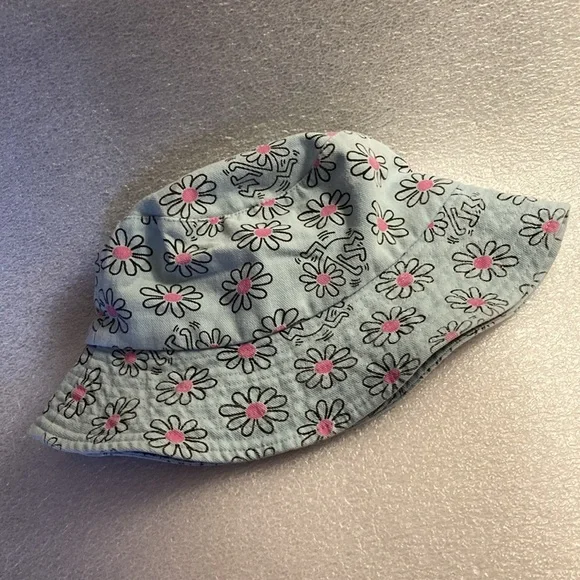 ⭐️HOST PICK!⭐️ NWOT - Keith Haring® Pop Art Blue Pink Daisy Packable Bucket Hat - Picture 13 of 14